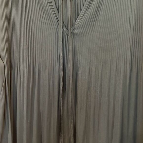 DR2 Emerald Green Blouse Top Sz.M - Picture 4 of 4